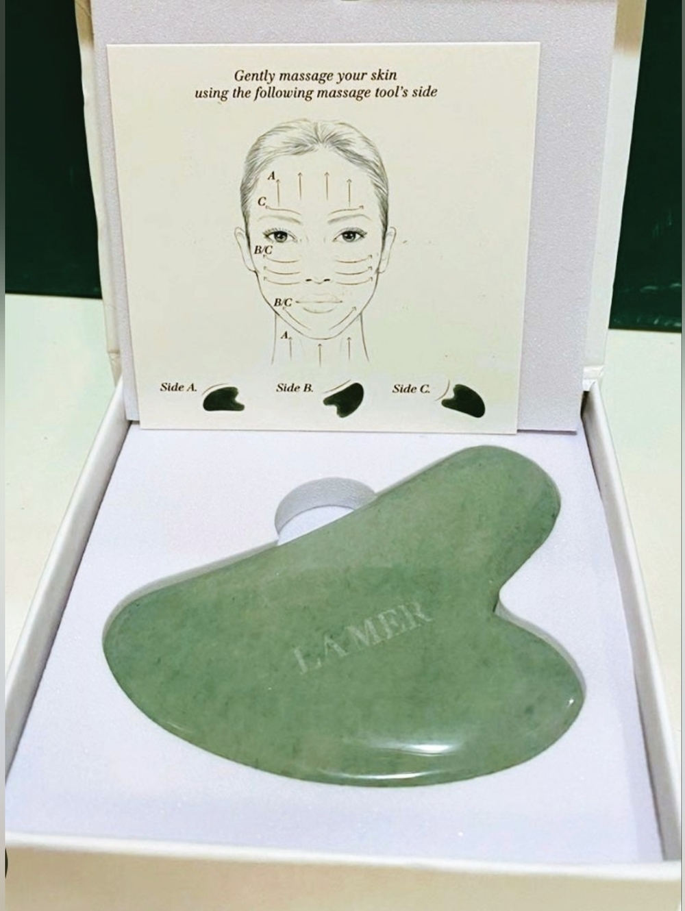 LaMer Jade Stone Facial Massage Sculpting Tool